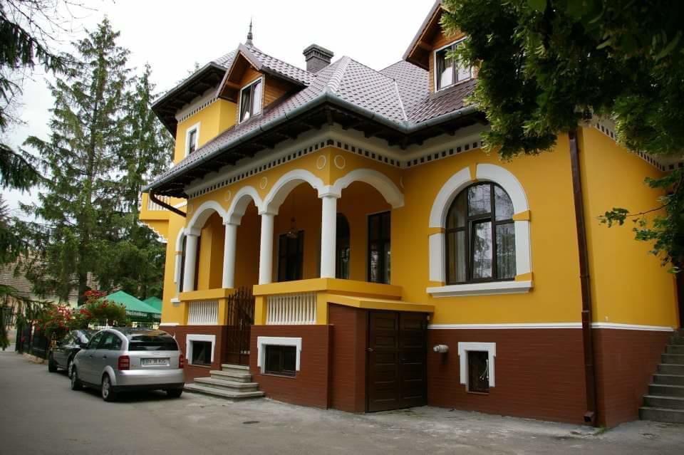 Pensiunea Onix Fagaras Ngoại thất bức ảnh